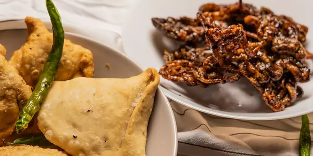 Which are the best Indian snacks brand all around the India?