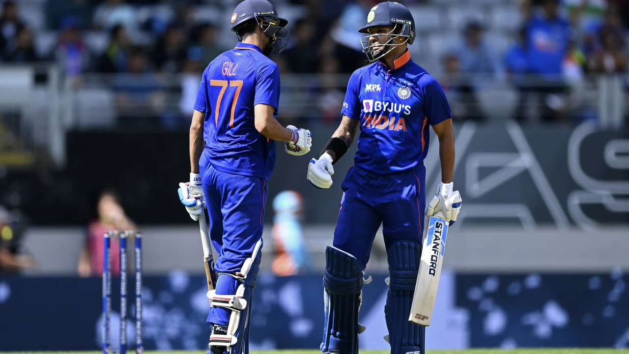 Who played a better inning, Shubman Gill or Rishabh Pant?